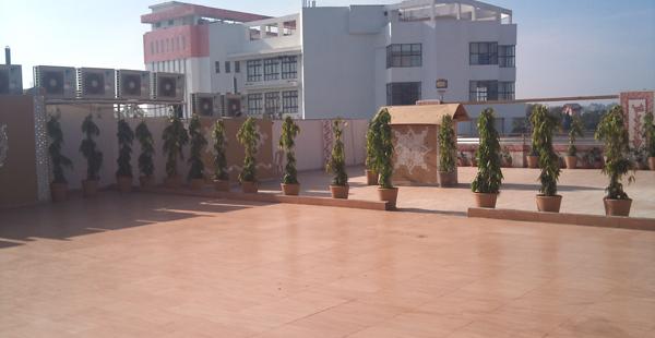 Hotel Sarthak
